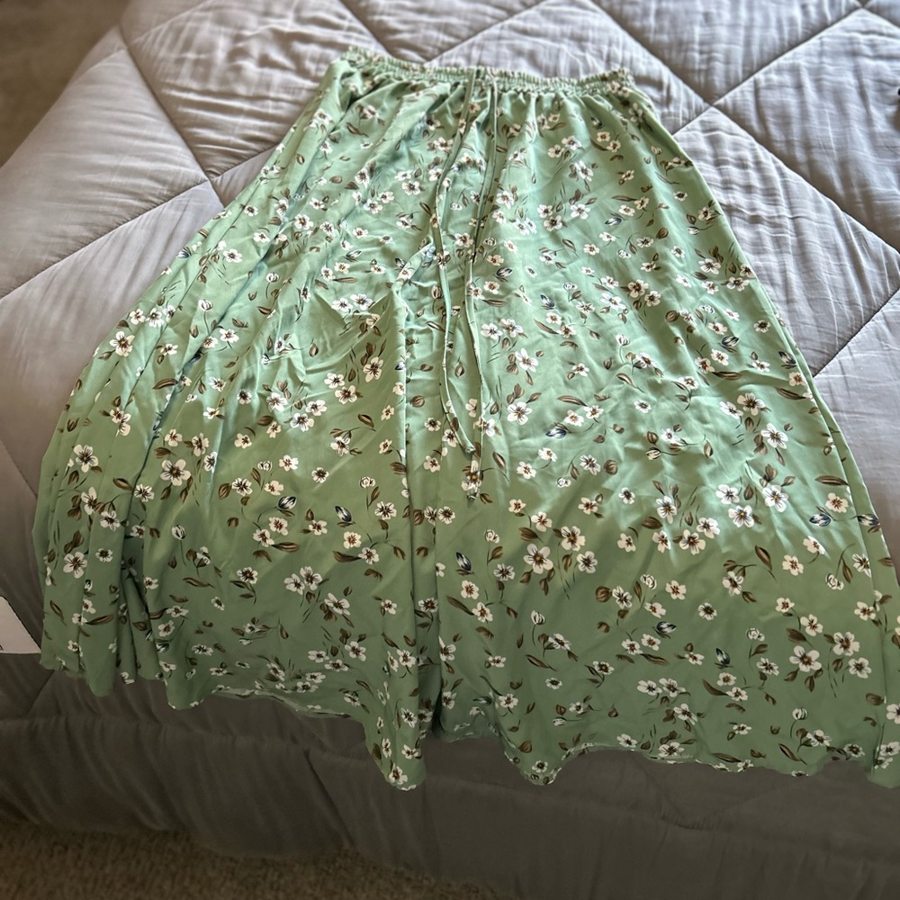SHEIN Green Floral Maxi Skirt